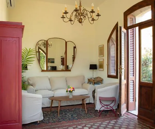 Villino Liberty شقة تْشيرنوبيو