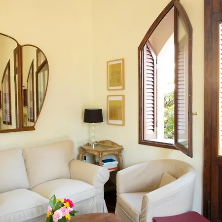 公寓 Villino Liberty 切尔诺比奥